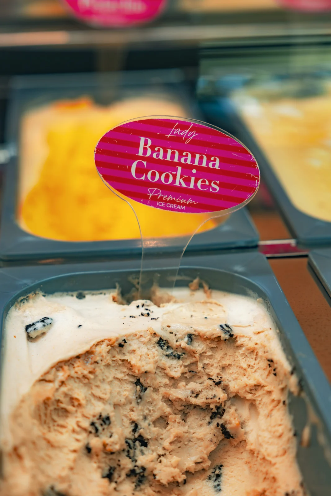 Banana and cookie decorated ice cream display
